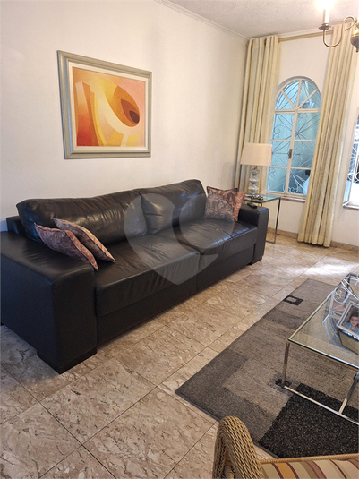 Foto REO1094077