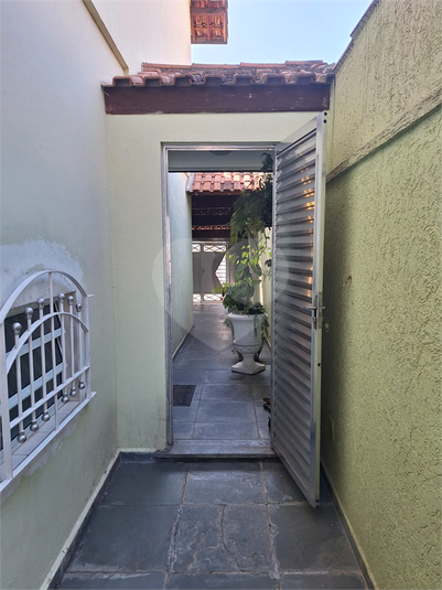Foto REO1094077