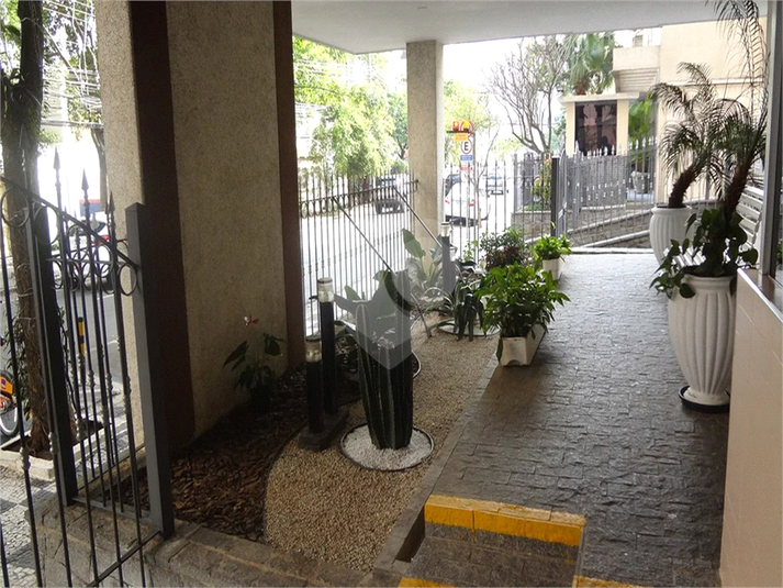 Foto REO1094098