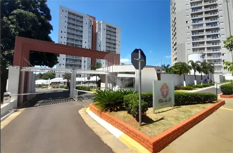 Foto REO1094110