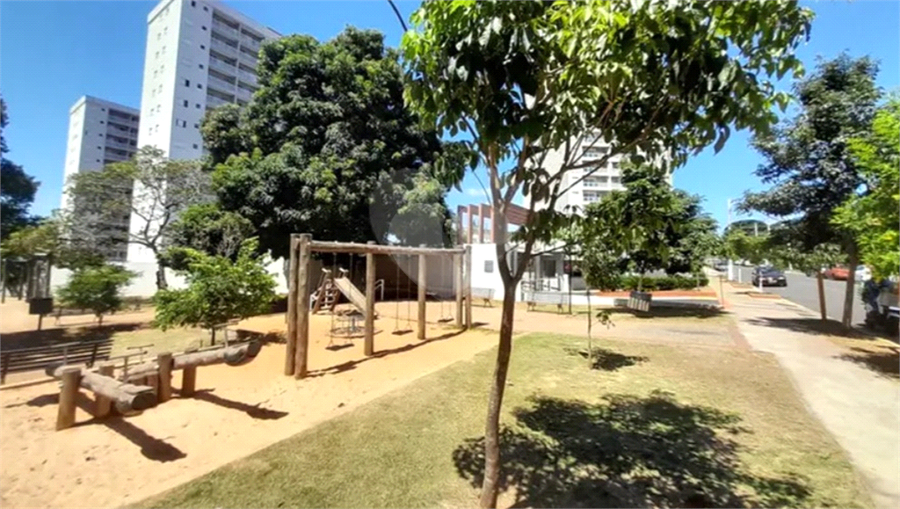 Foto REO1094110