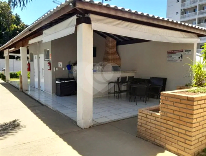 Foto REO1094110