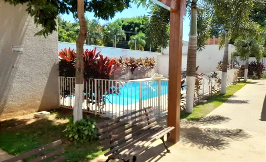 Foto REO1094110