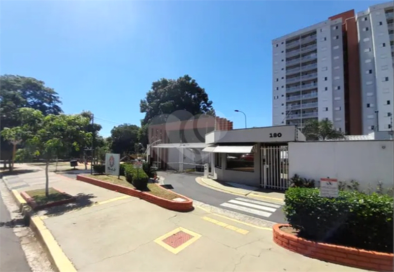 Foto REO1094110