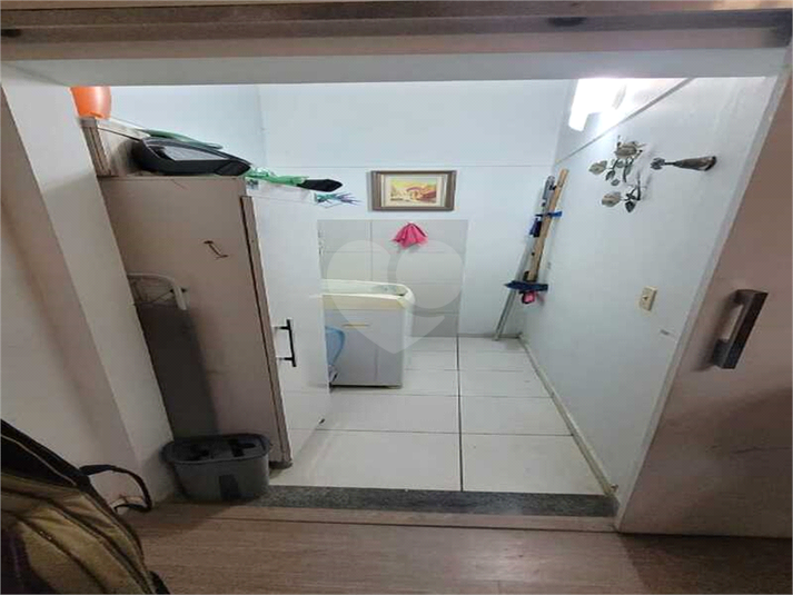 Foto REO1094111