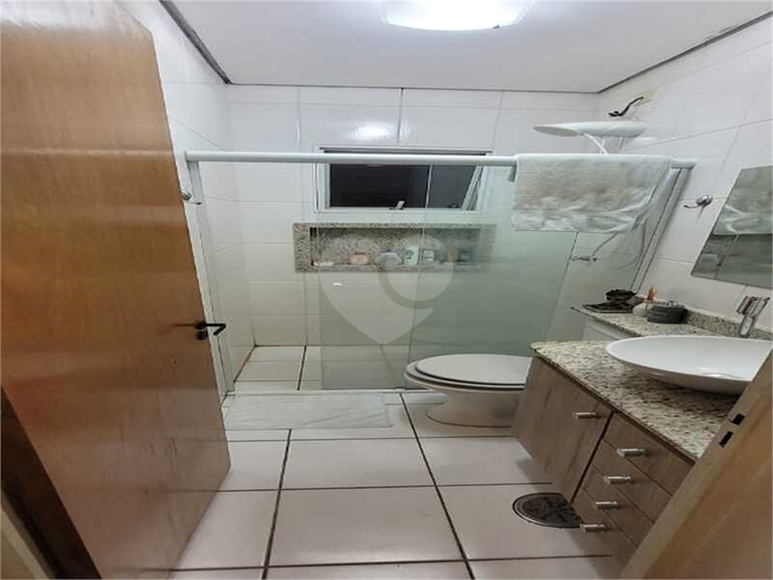 Foto REO1094111