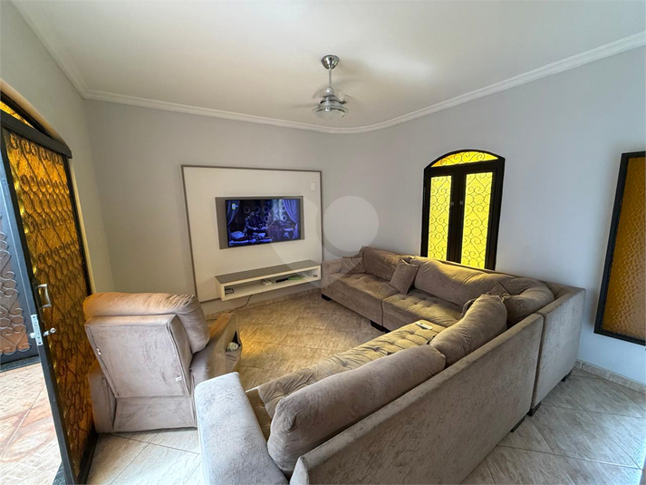 Foto REO1094119