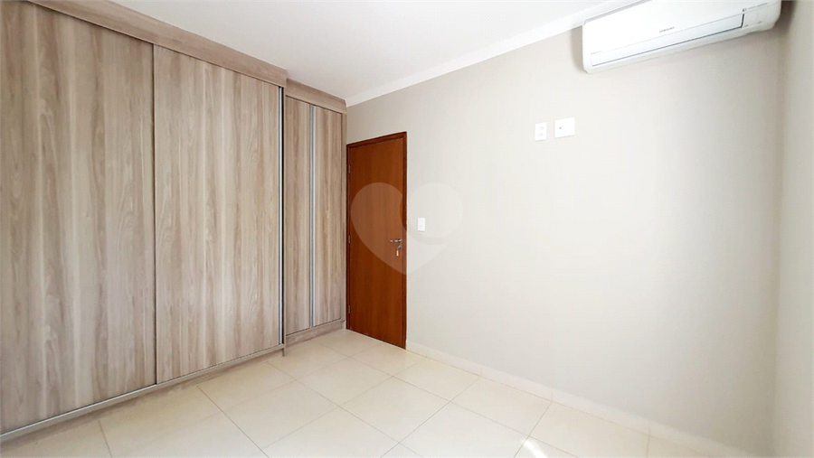 Foto REO1094120