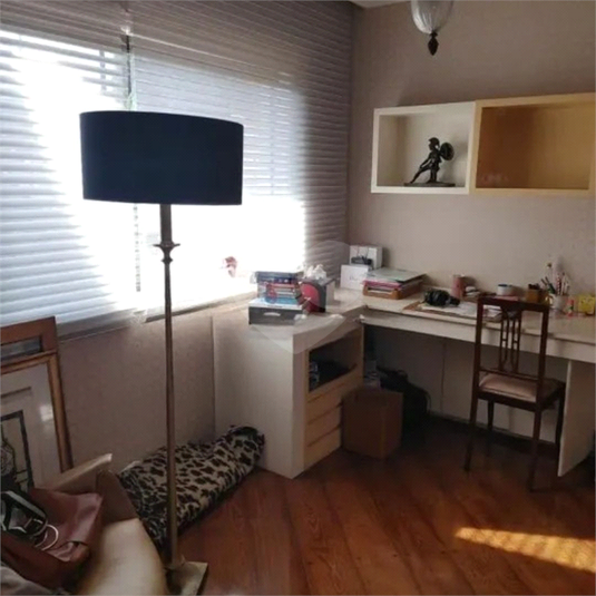Foto REO1094145