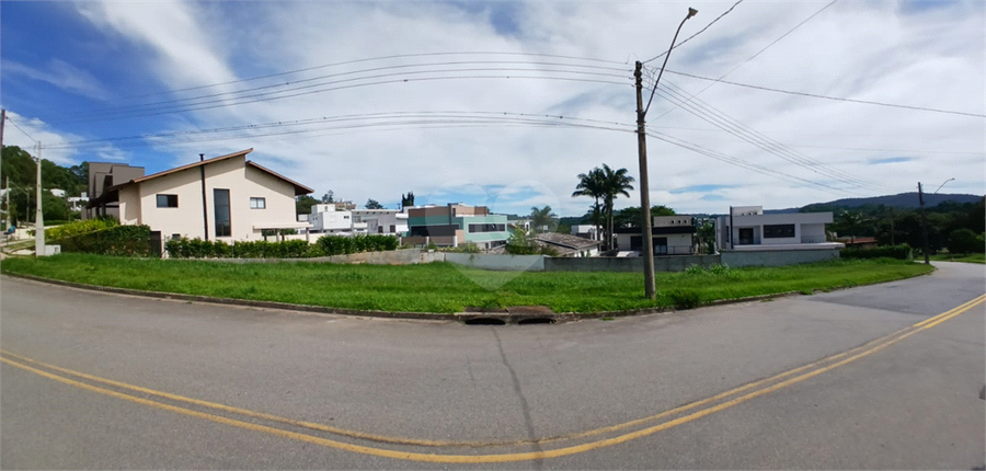 Foto REO1094159