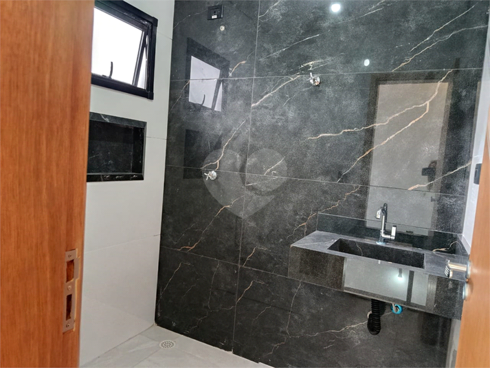 Foto REO1094160