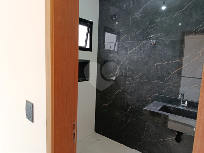 Foto REO1094160