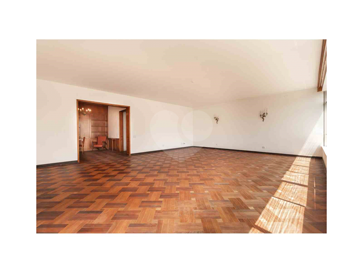 Foto REO1094162