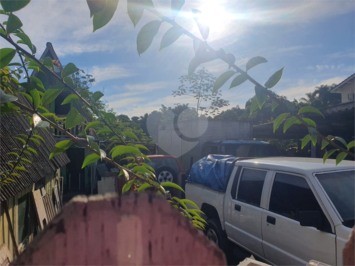 Foto REO1094167