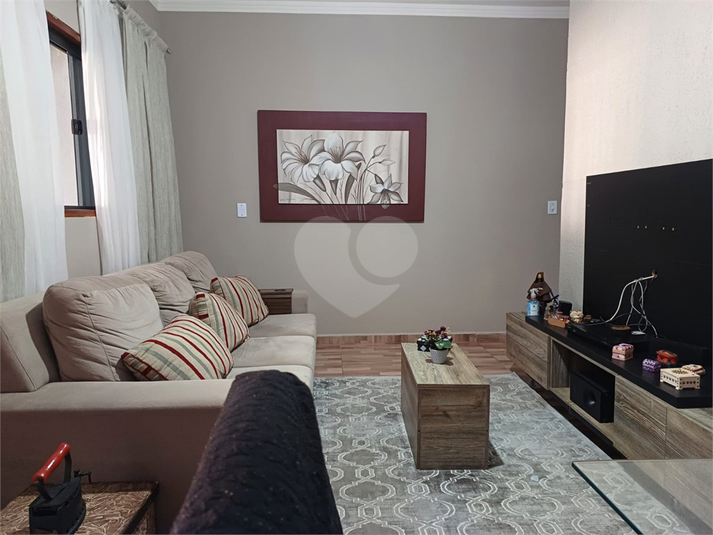 Foto REO1094169