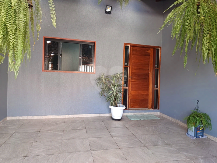 Foto REO1094169