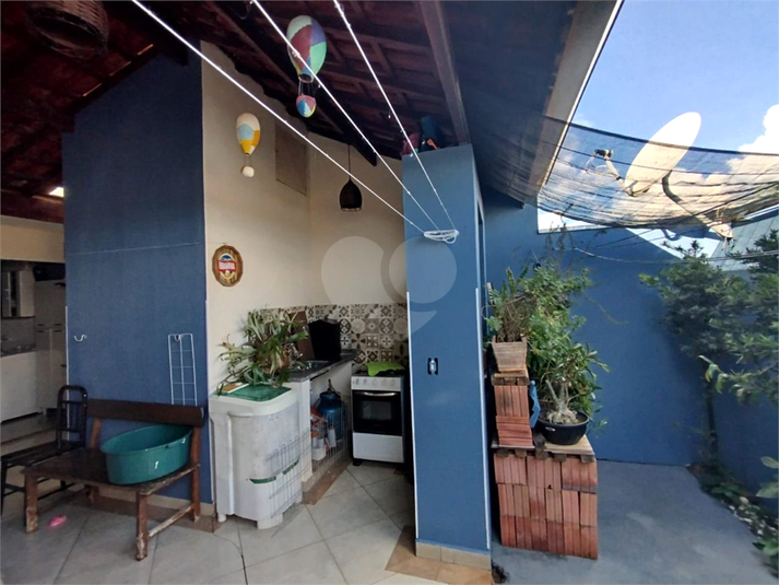 Foto REO1094174