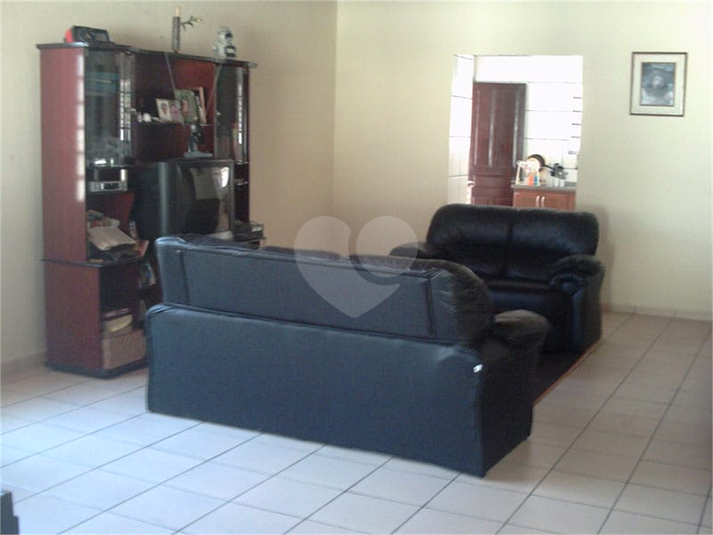 Foto REO1094178