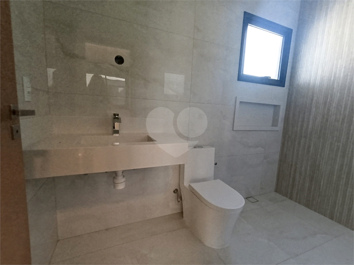 Foto REO1094185