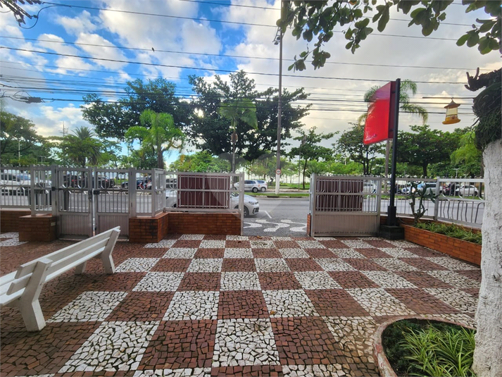 Foto REO1094197