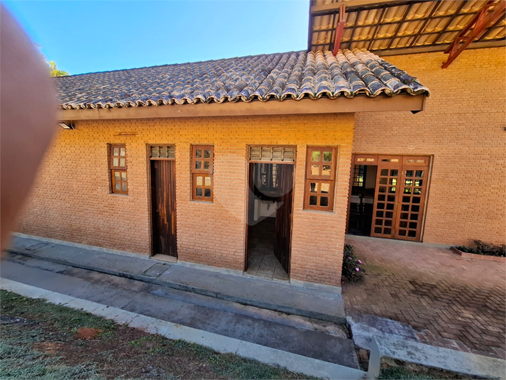 Foto REO1094220