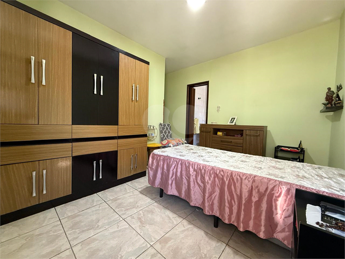 Foto REO1094224