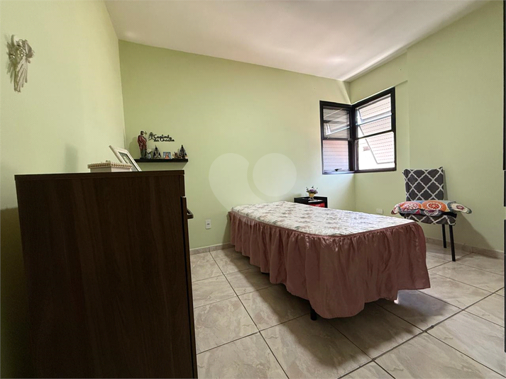 Foto REO1094224