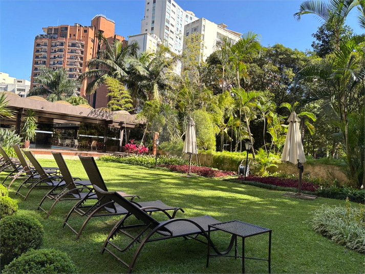 Foto REO1094227