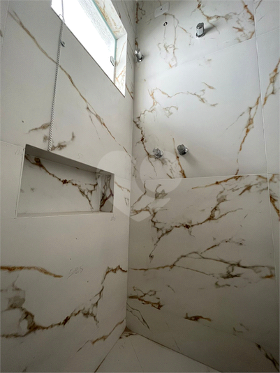 Foto REO1094228