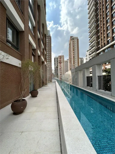 Foto REO1094229