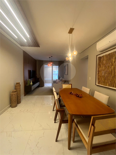 Foto REO1094247