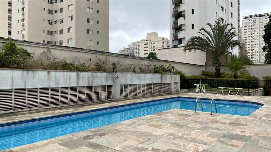 Foto REO1094254