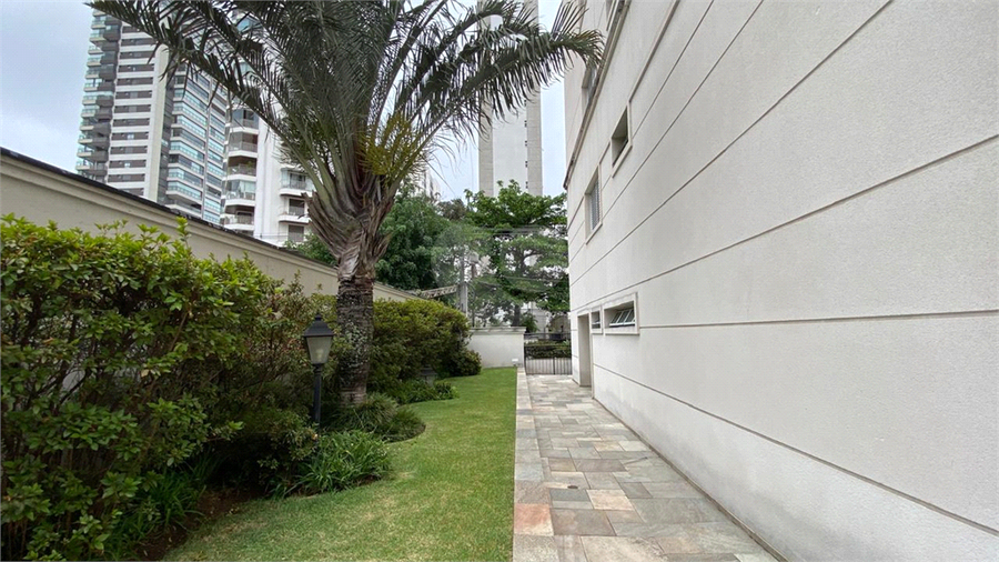 Foto REO1094254