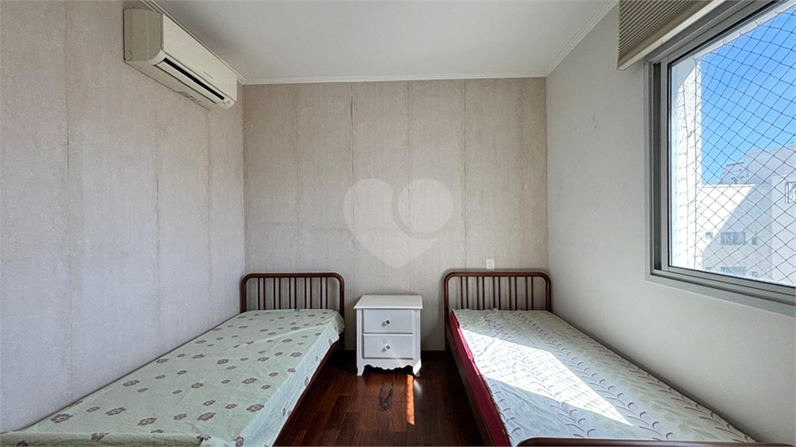 Foto REO1094254