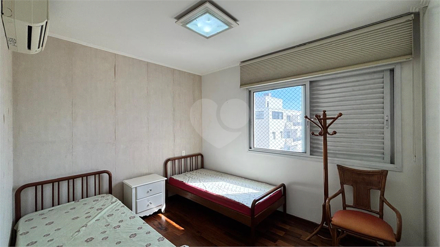 Foto REO1094254