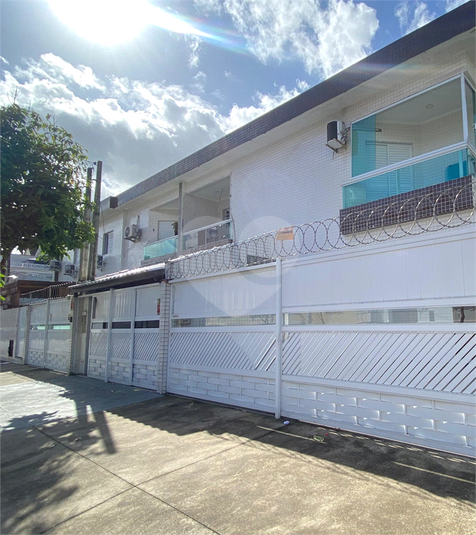 Foto REO1094258