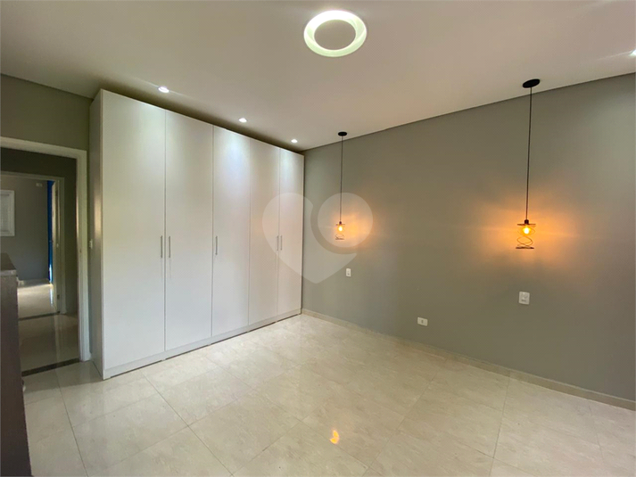 Foto REO1094258