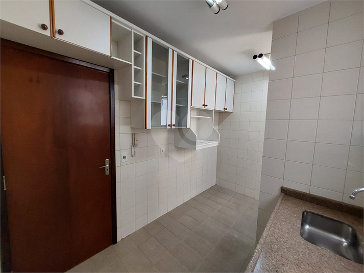 Foto REO1094265