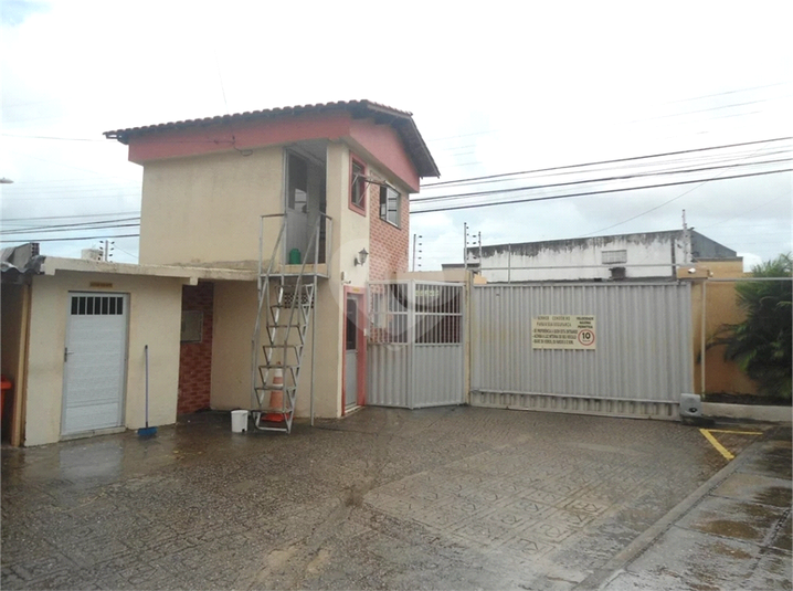 Foto REO1094267