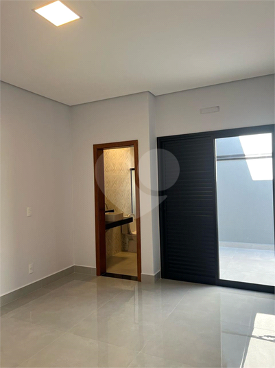 Foto REO1094277