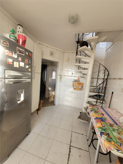 Foto REO1094279