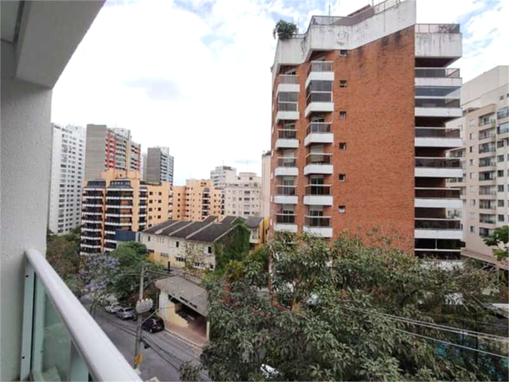 Foto REO1094288
