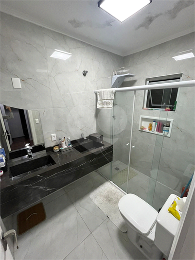Foto REO1094298