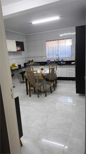 Foto REO1094298
