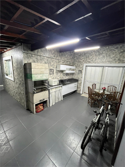 Foto REO1094298