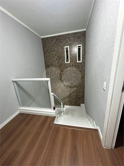Foto REO1094298