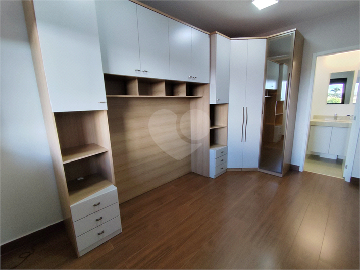 Foto REO1094300