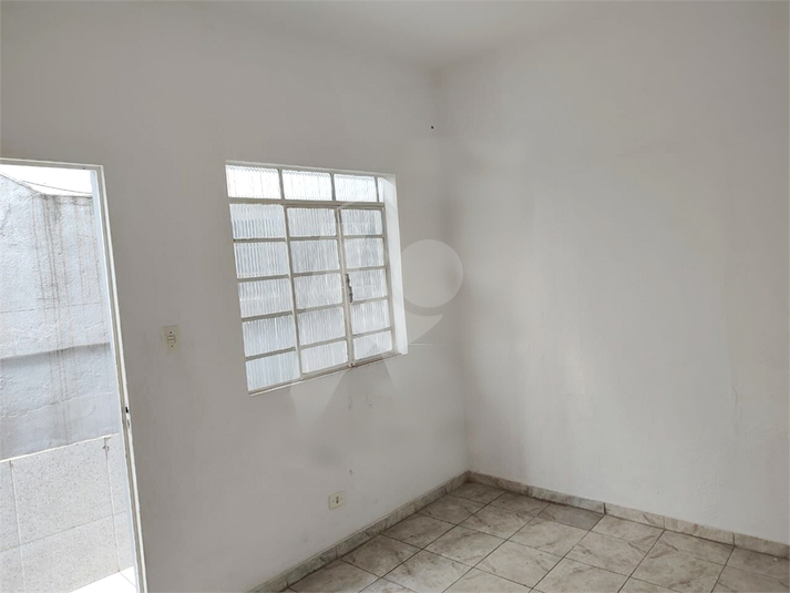 Foto REO1094302