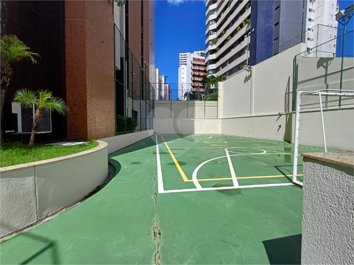 Foto REO1094303