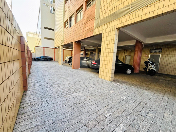 Foto REO1094317